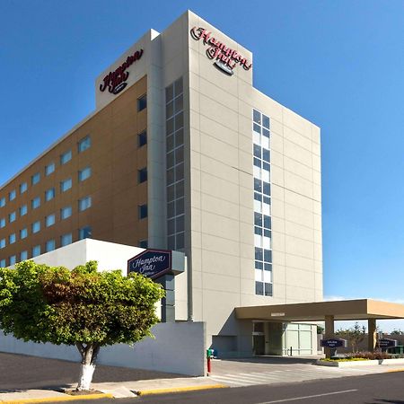 Hampton Inn By Hilton Irapuato Exterior photo